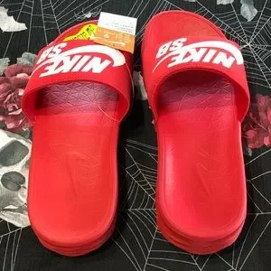 Nike | Shoes | Ds Nwt Nike Sb Redwhite Benassi Solarsoft 